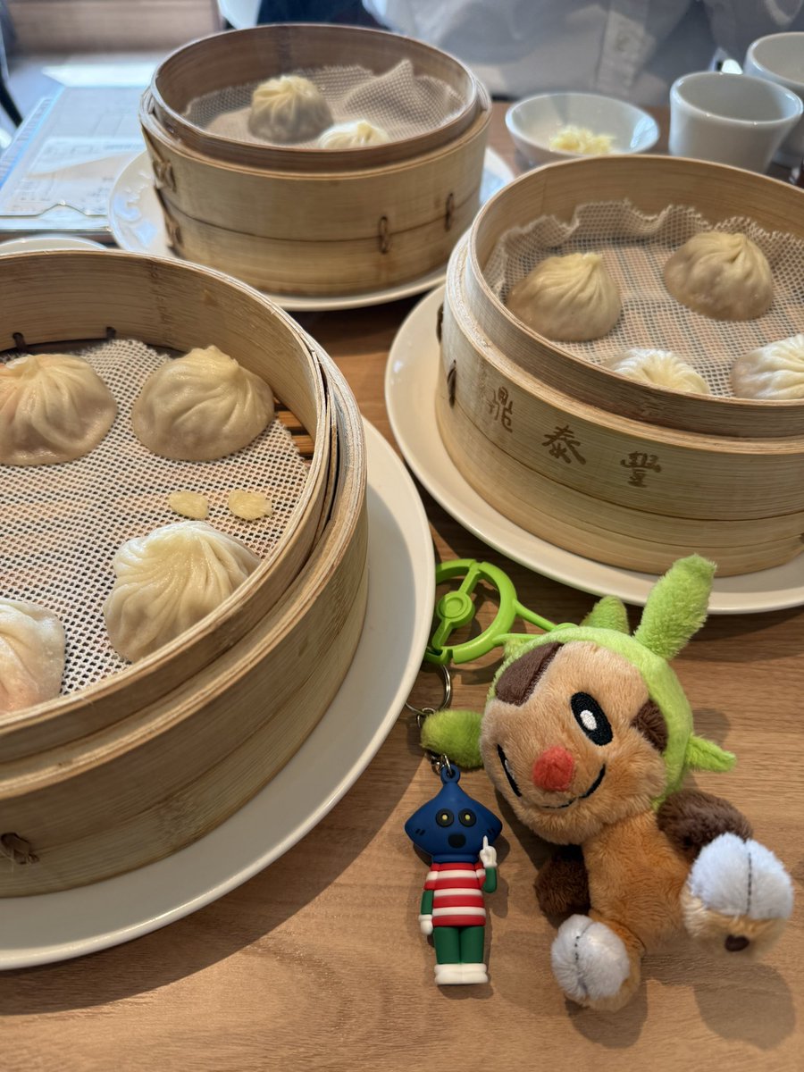 ちーい tweet media