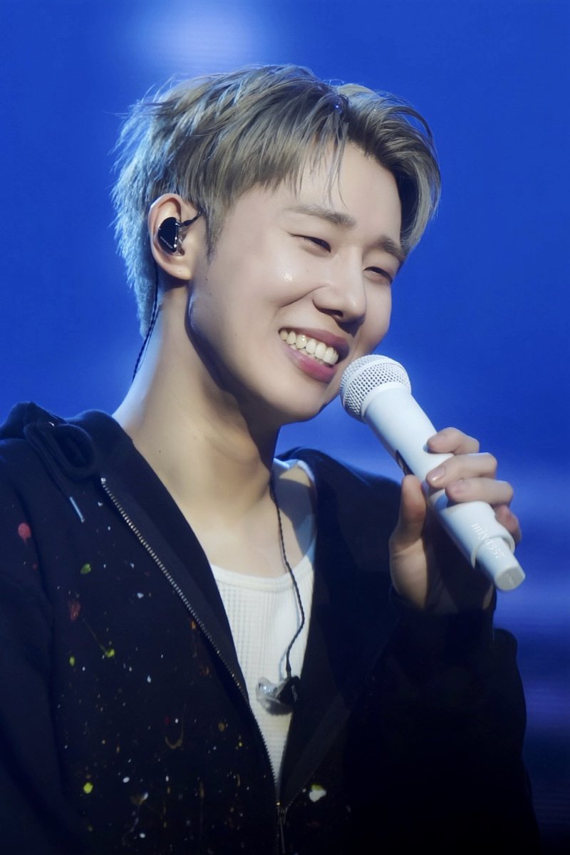 _miya357's tweet photo. 260329 LV4 막콘❤️‍🔥

#gyu357 #성규 https://t.co/q2BQYTZFz5