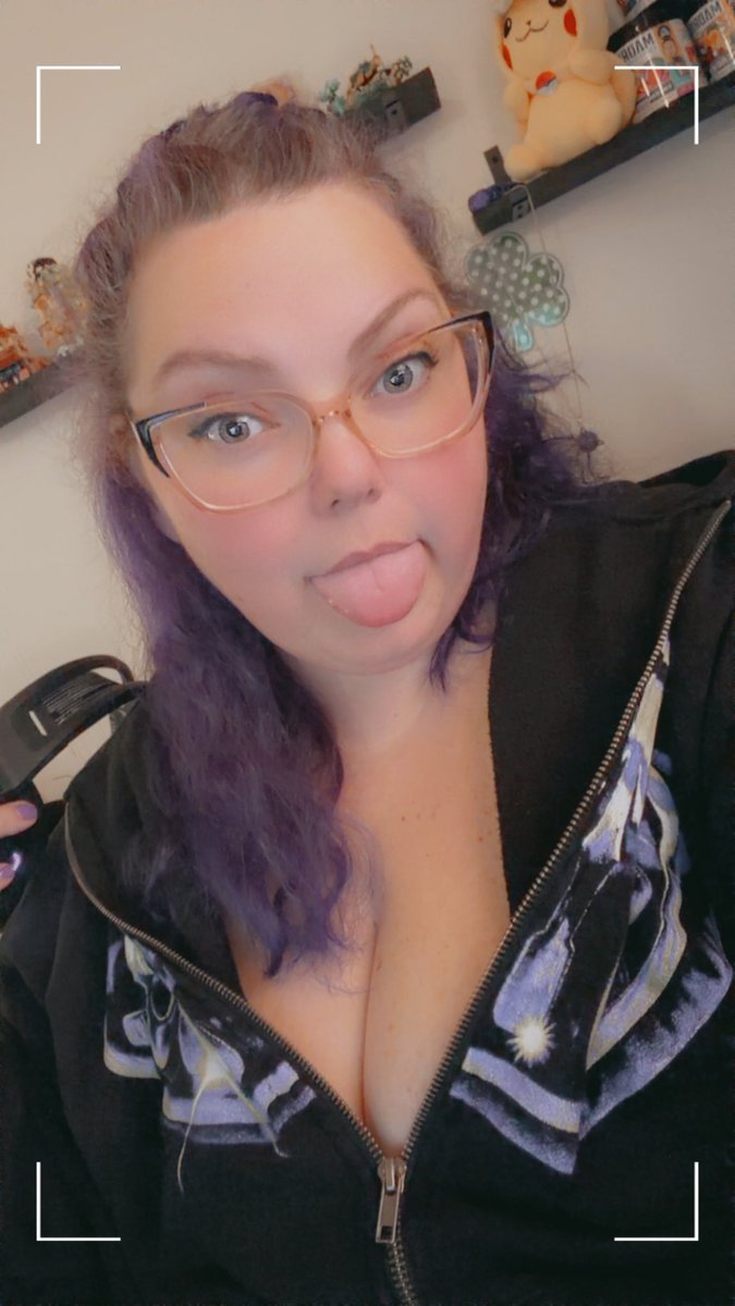 witchstarfall tweet media