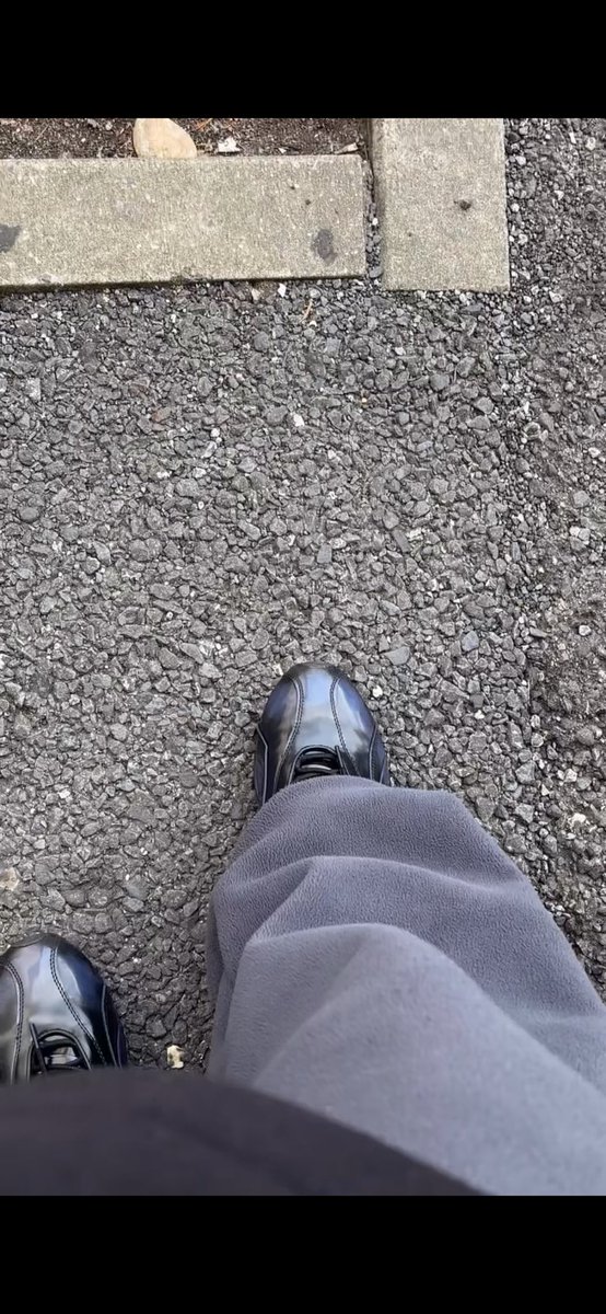 あうぐす tweet media