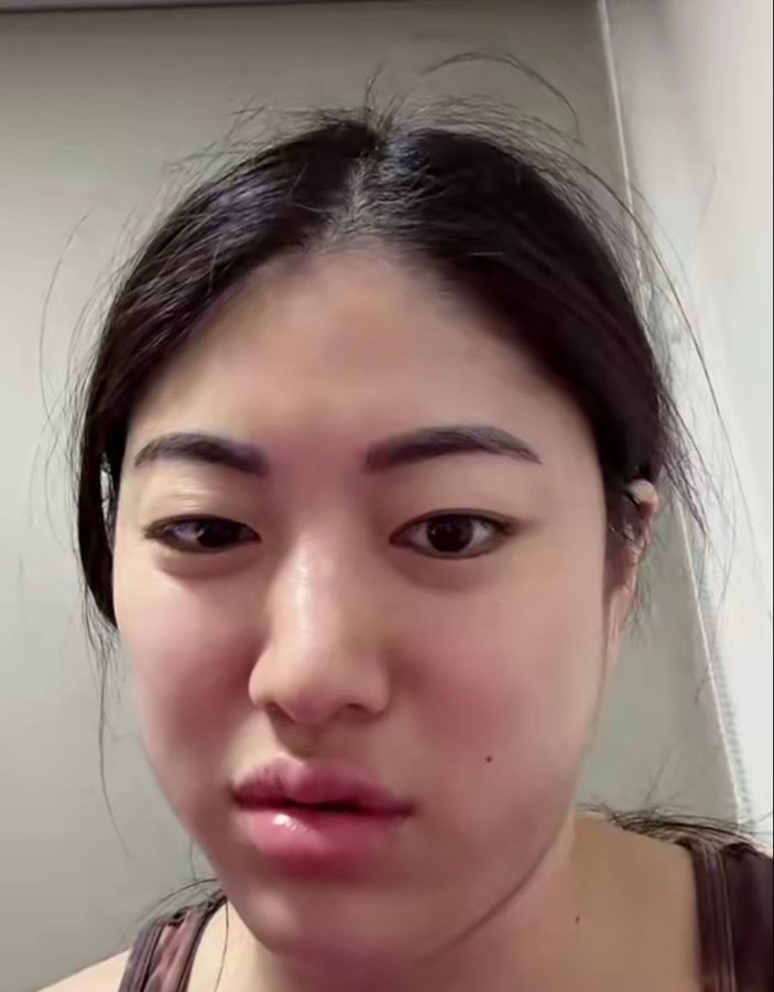 Kim taehyung tweet media