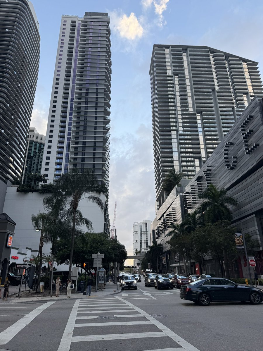 arithmoquine's tweet image. Ya Boy Is #Back On The Sunny Streets Of Sodom #Miami #TravelMicroblog