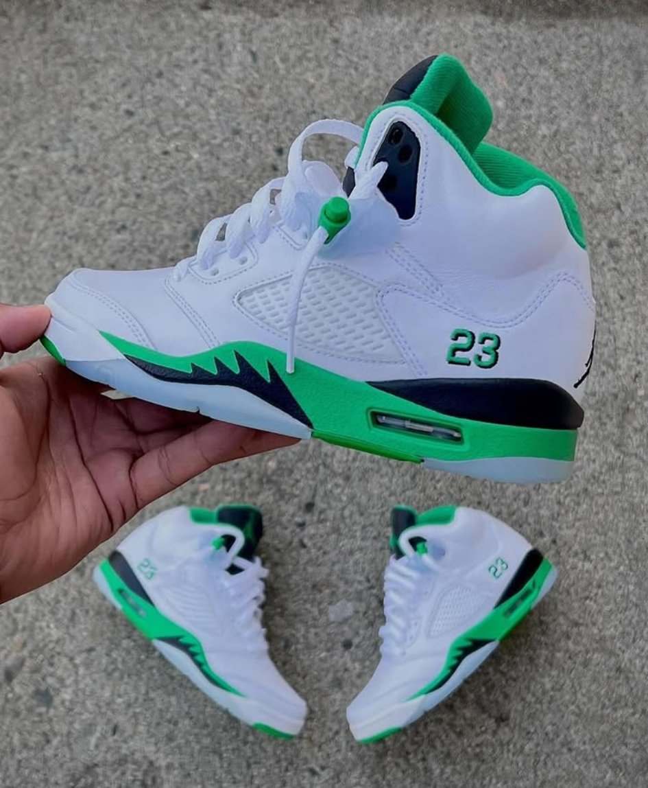 Sneaker Pics tweet media