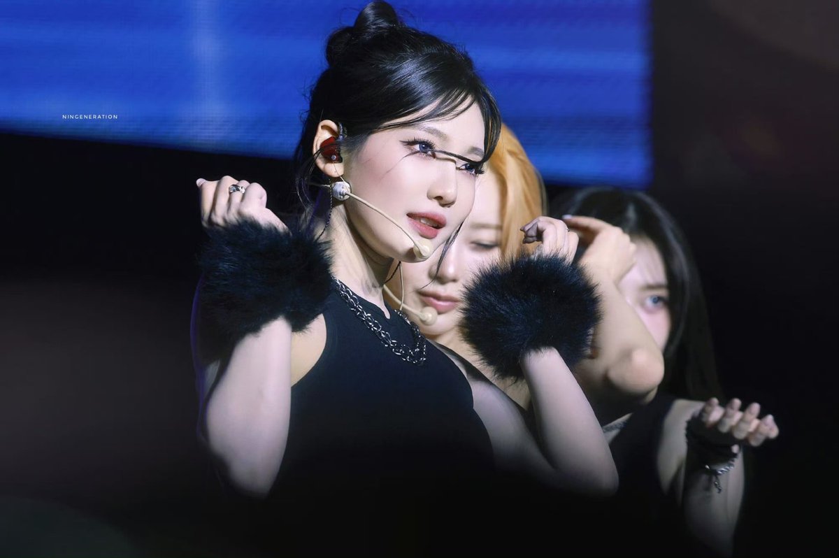 ❄️ (slow) tweet media