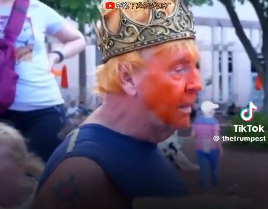 daybreak tweet media