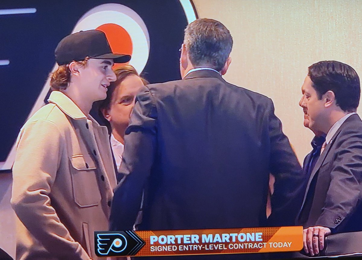 Birds 11-6 NFC East Champions tweet media