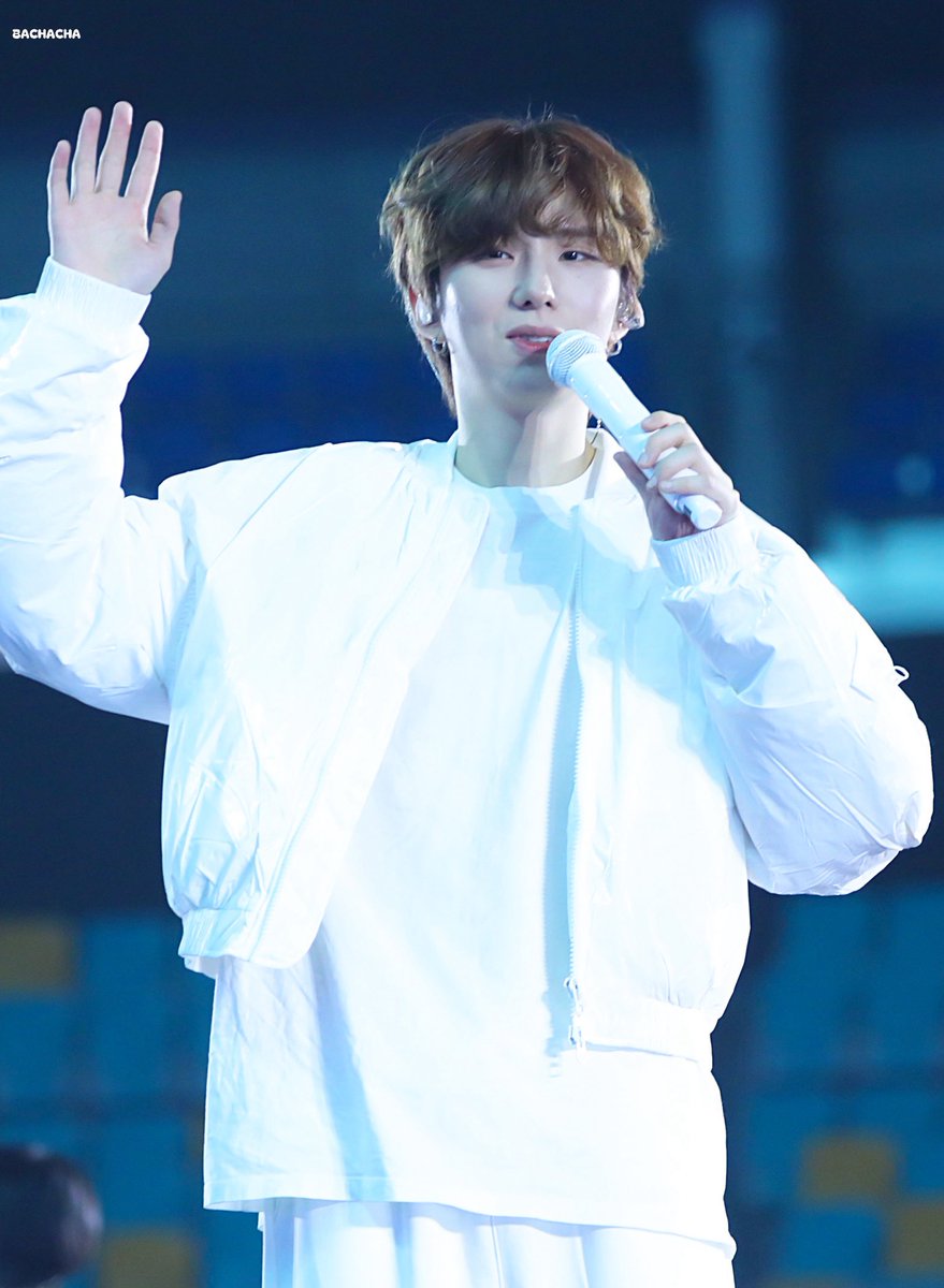 바차차 tweet media