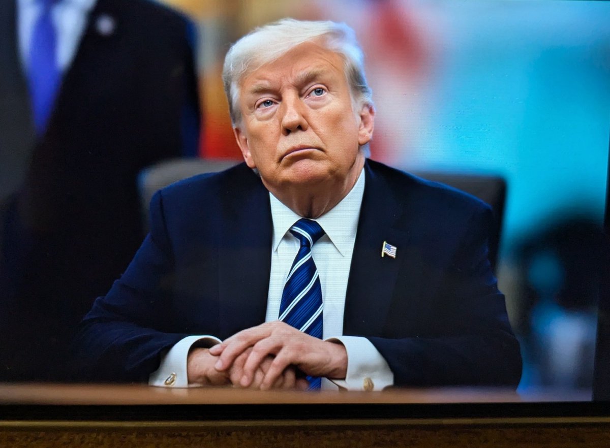 🚨🇺🇸🇮🇷BREAKING: DONALD J. TRUMP: "Iran will GIVE UP nuclear weapons and give up enriched uranium. Because if they don't do that, THEY WON'T HAVE A COUNTRY."