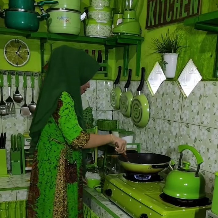 farha2001 tweet media