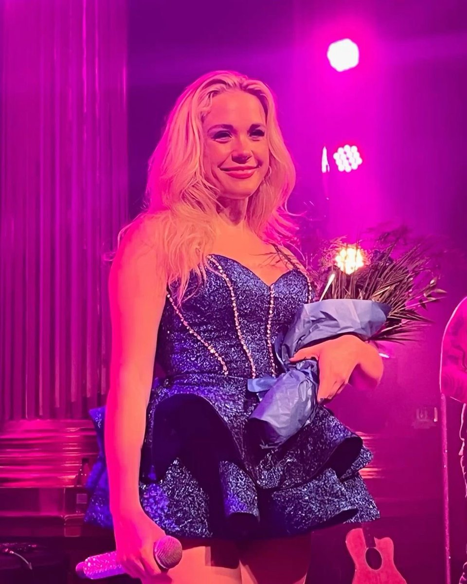 daily megan tweet media