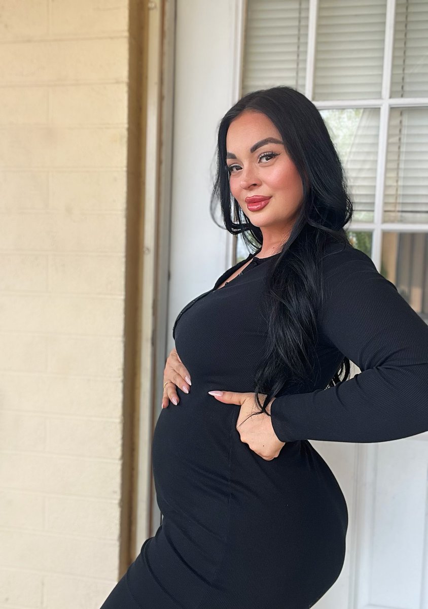 ArianaJasmine01's tweet image. I am happy to finally announce I’m having baby number 2 a baby boy due in September 💙🙏🏼 he was definitely not planned and was definetly not prepared for this but he is still a blessing to me 🥹 

#pregnant🤰 #pregnancyannouncement #babyboy