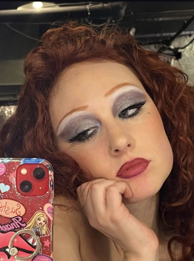 hot to go tweet media