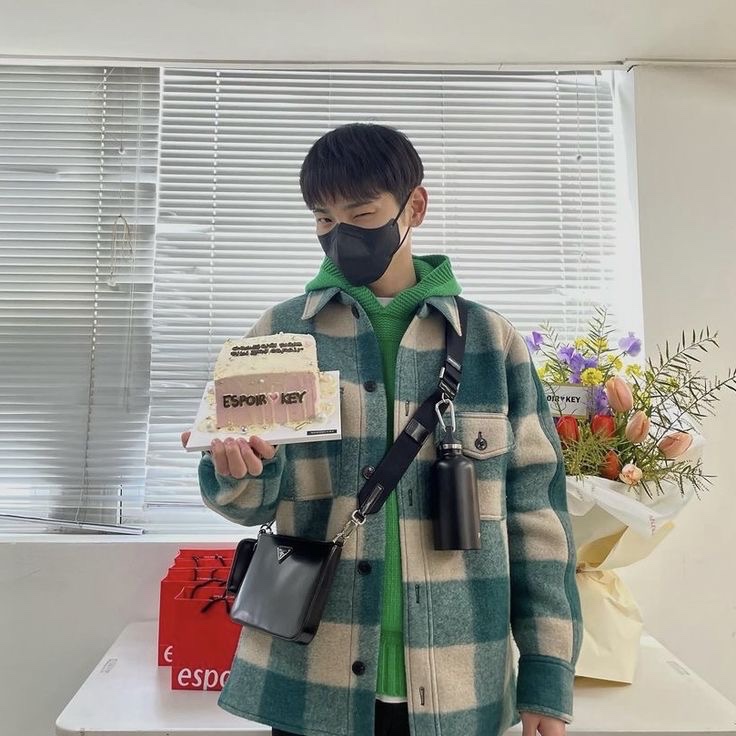 hourly kim kibum tweet media