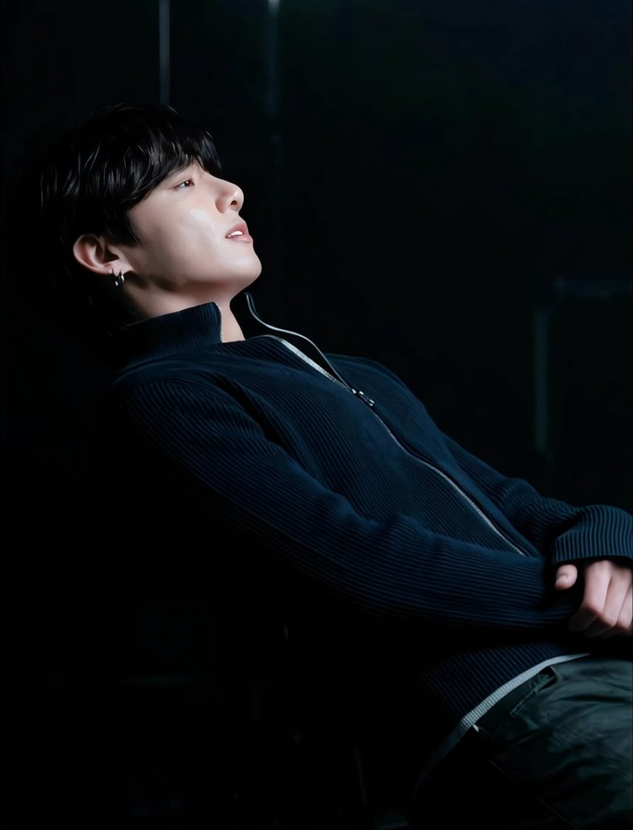 Nicolle ⟭⟬⁷ tweet media