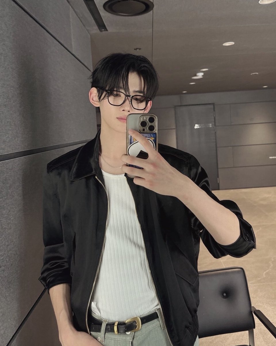 geli ⋆˚࿔ tweet media