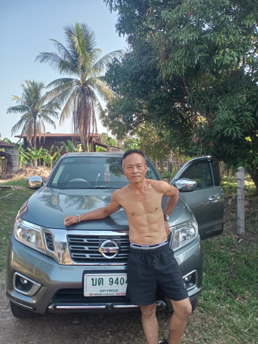 LikeDaddy tweet media