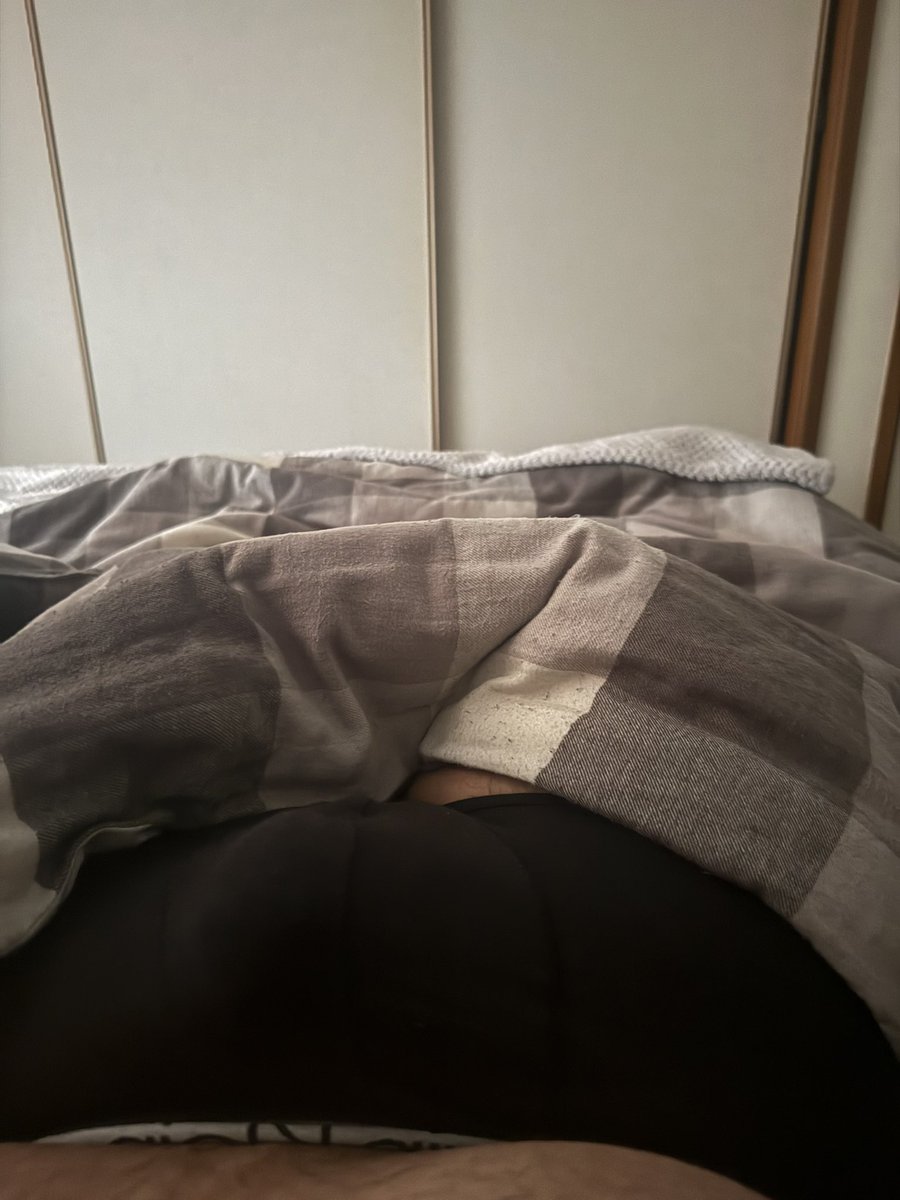 Gay3000_'s tweet photo. Horny in bed

#gay #gaymelb #gaymelbourne #cum #hard #buldge #wank https://t.co/ev7KZkcFn2
