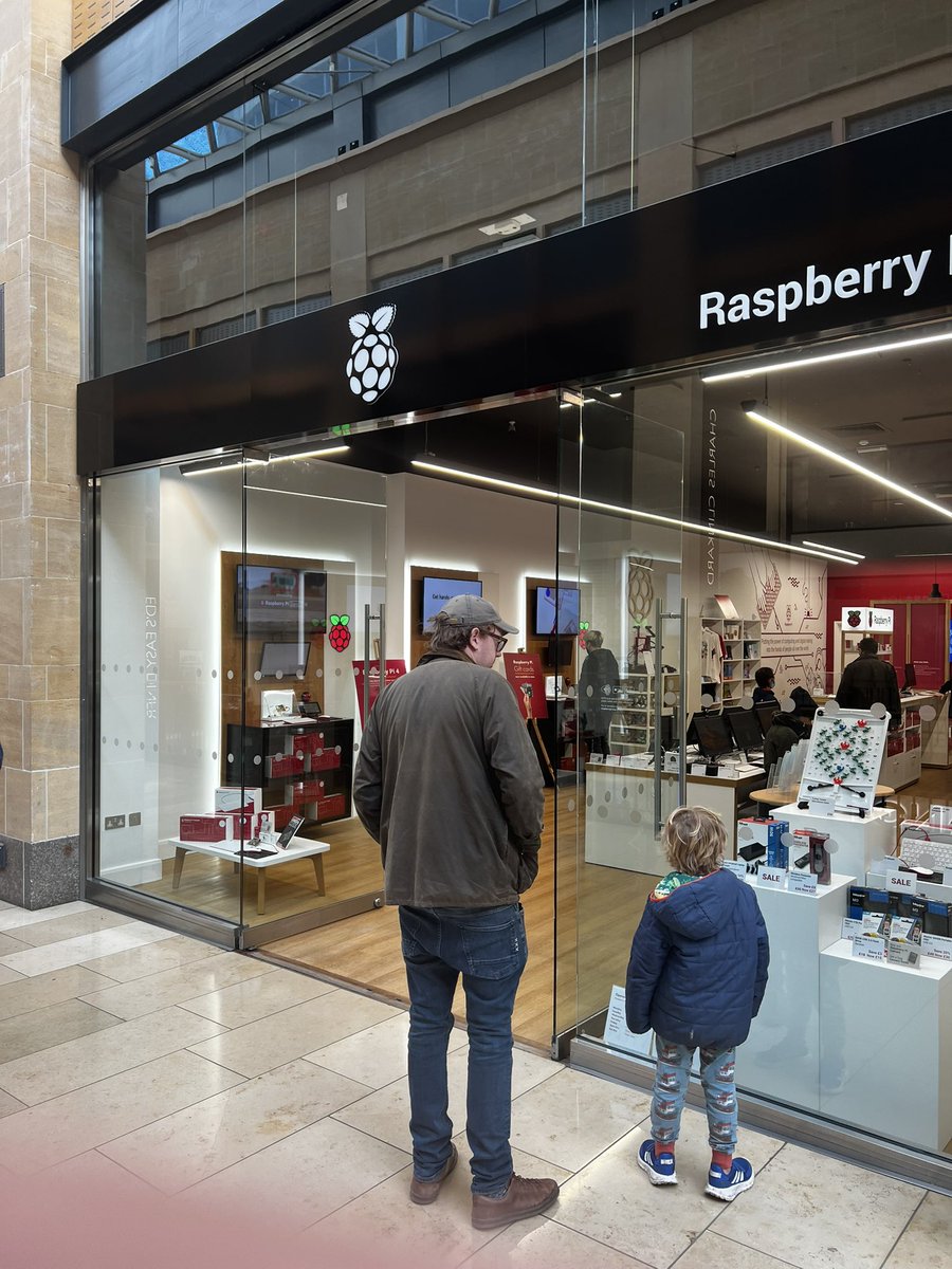 Rich kids of claude tweet media