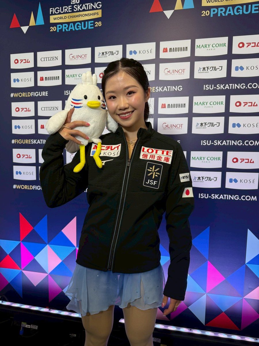 teamamiigo's tweet photo. [03/27/2026] World Championships

Ami’s thoughts looking ahead to next season:

 “I think I’ll be in a different position with more experience, but I believe how I handle it will make all the difference!” 🩵

💌 online_on_ice, jsports_figure

#AmiNakai #中井亜美 https://t.co/m08fayLAAM