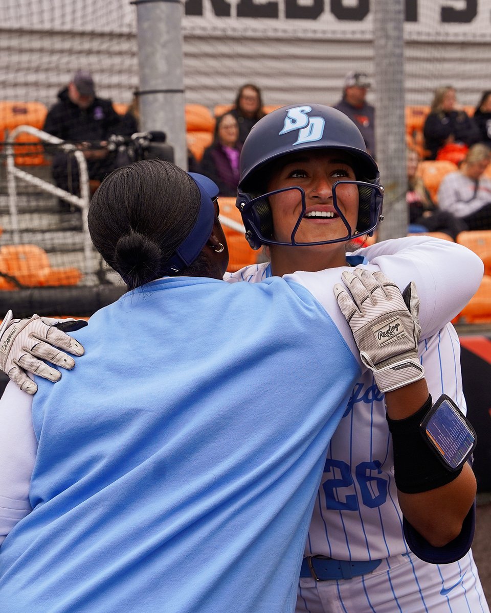 San Diego Softball tweet media