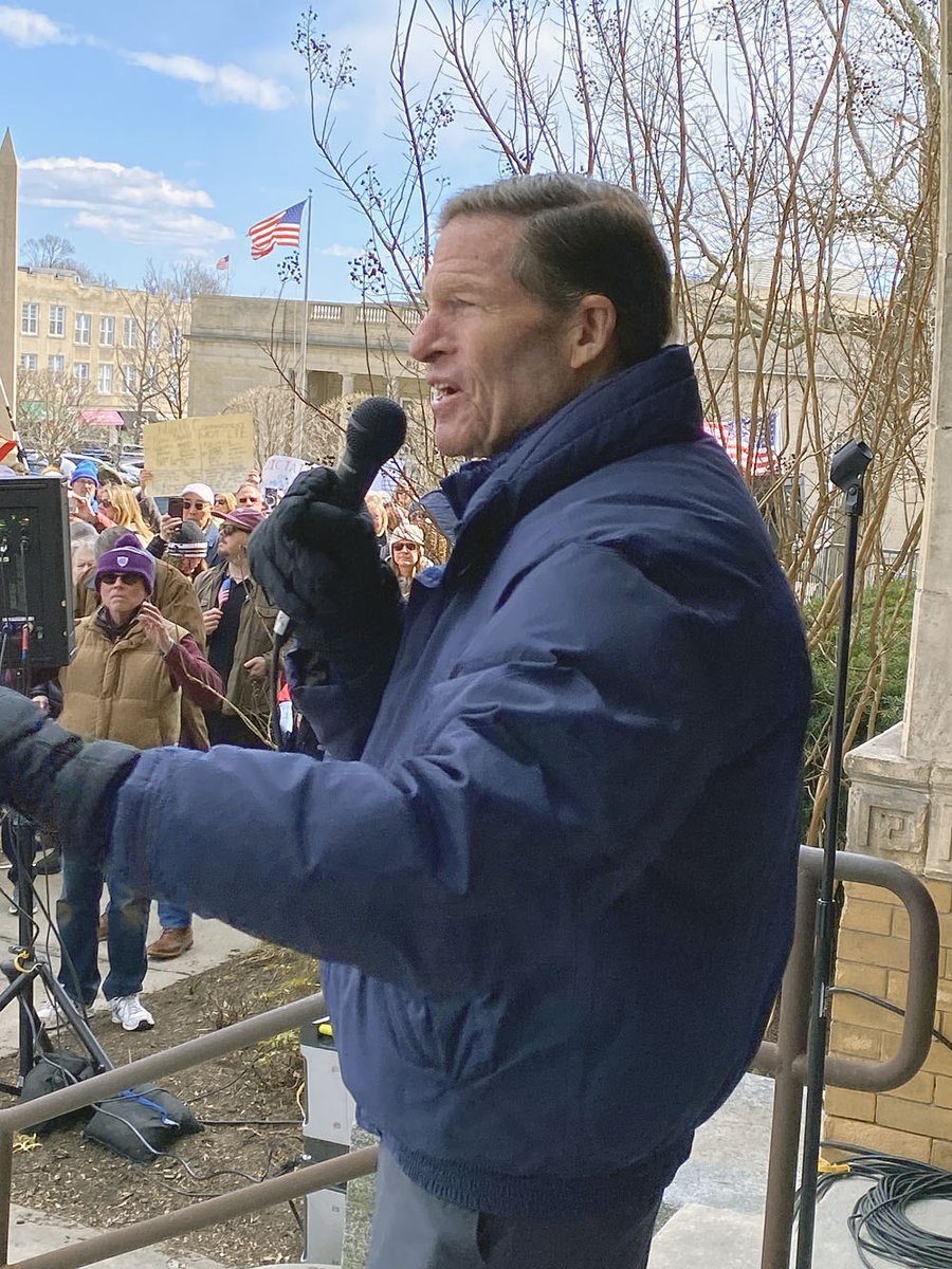 Richard Blumenthal tweet media