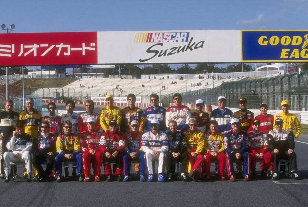 S1apSh0es tweet media