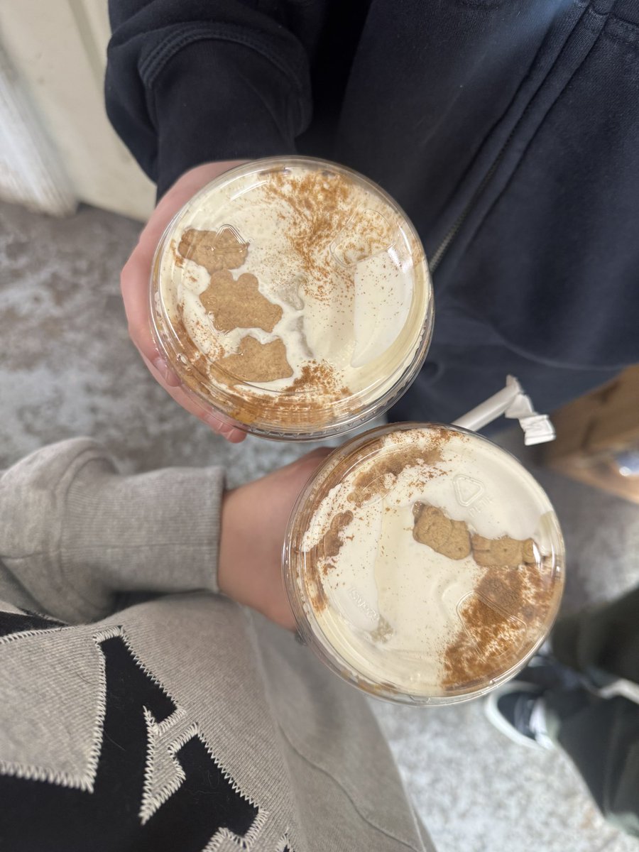 alyss ੈ✩‧₊˚ tweet media