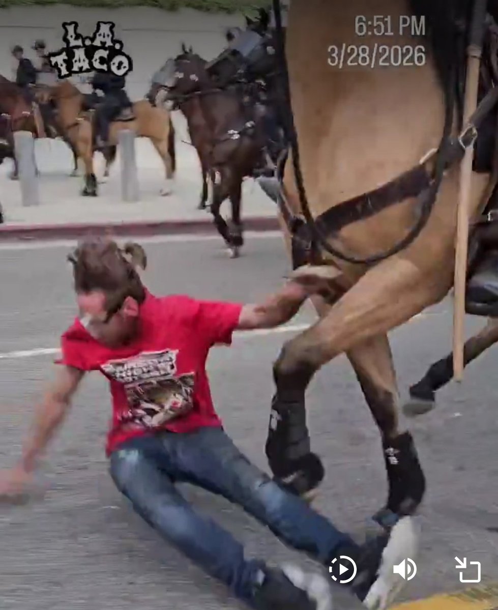 NotKennyRogers tweet media