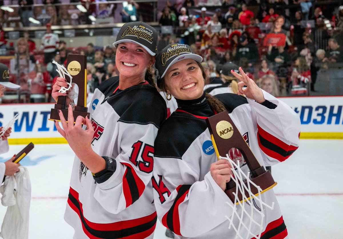 UWRFFalcons's tweet photo. THREE-PEAT COMPLETE 💍💍💍

📷 https://t.co/7hqB7L0YNZ https://t.co/ezHM7jUJhq