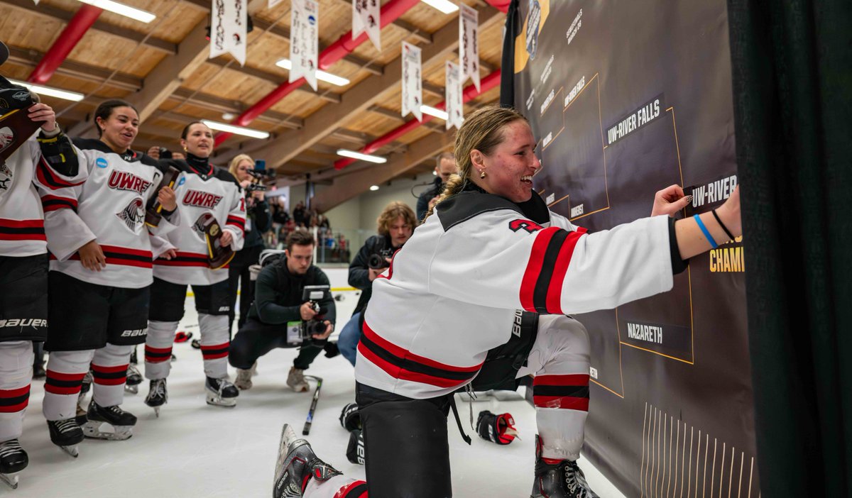 THREE-PEAT COMPLETE 💍💍💍

📷 tinyurl.com/2yt43eae