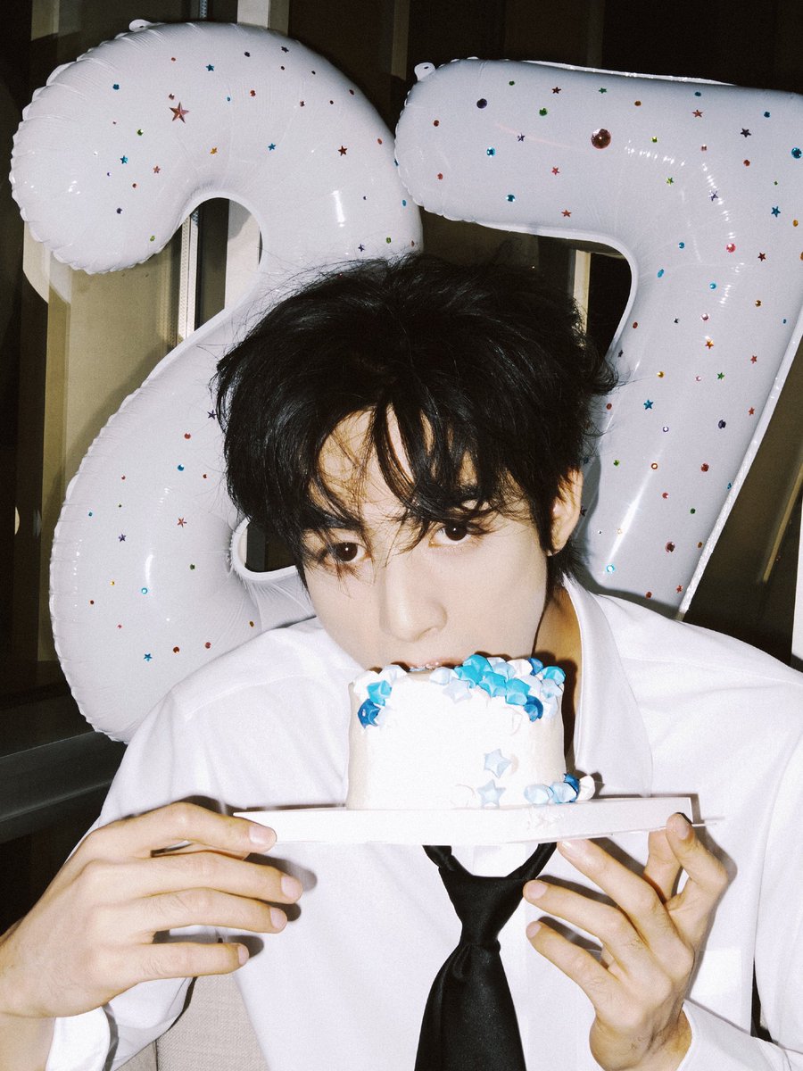 aimiiw's tweet photo. Happy belated birthday my brother🤍  May your days be bright, your steps be steady, and your dreams come true. Thank you for being kind, patient and inspiring 🎂✨ https://t.co/d2YdSpYVZr