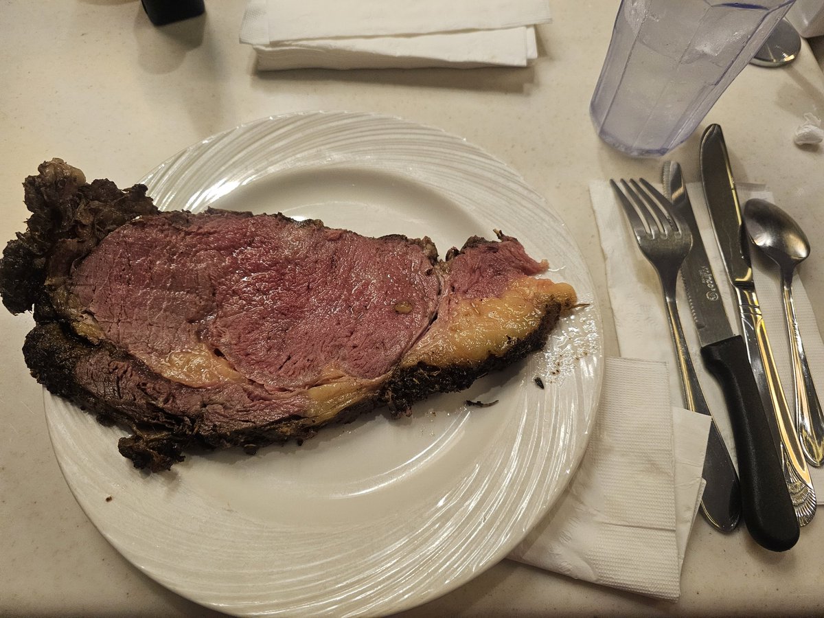 Tessa Rose tweet media