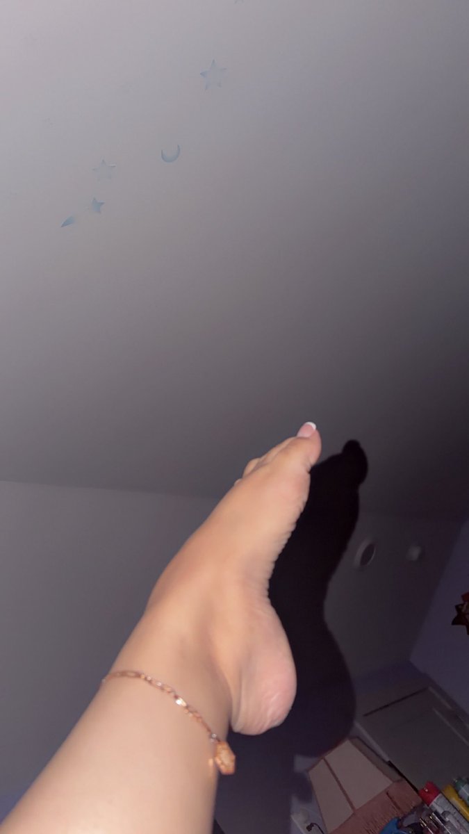 ꧁𝑅𝒶𝑒꧂ tweet media