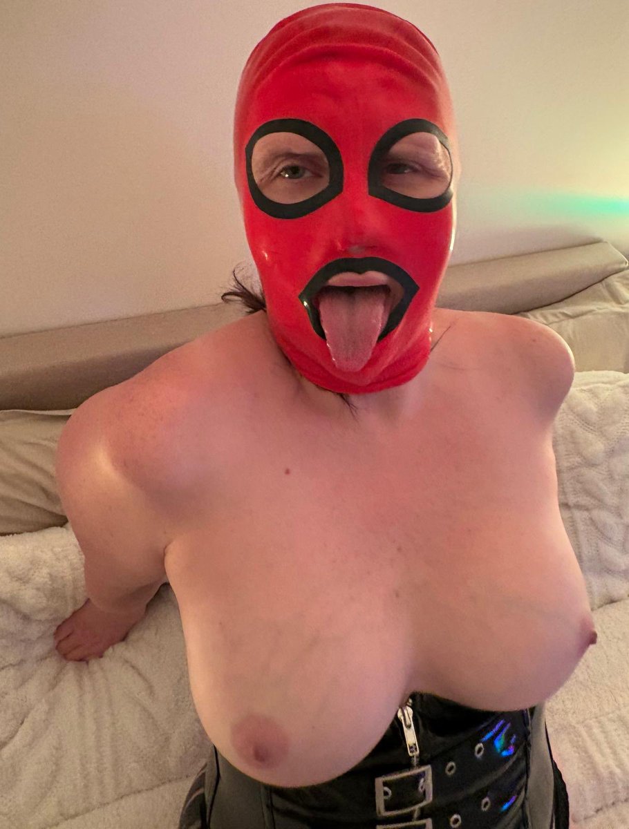 CurvySubRoxy's tweet photo. Come join my chat group boys. 

I’m an utter whore on there. 

Nothing of limits❤️❤️❤️

Say YES to join🫦💖🫦💖🫦💖 https://t.co/FjDfs1B63m