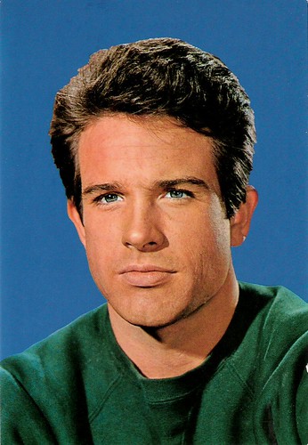 DrBuzz_Forensic's tweet image. Actor Warren Beatty was #BornOnThisDay, March 30, 1937. Known for his roles in such films as; Splendor in the Grass (1961) Bonnie and Clyde (1967) Shampoo (1975) Heaven Can Wait (1978) Reds (1981) Dick Tracy (1990) &amp;amp; Bugsy (1991). #birthdayboy 89 years YOUNG #warrenbeatty #hunk