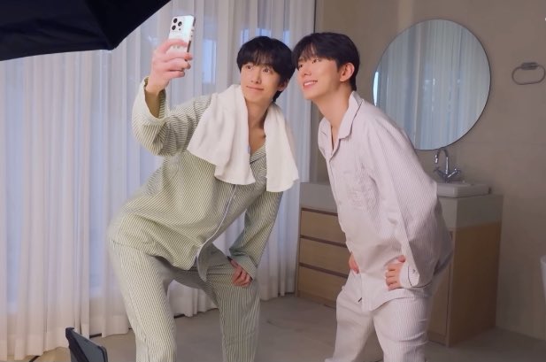 ᴊᴏᴊᴏ ᴇᴀᴛ ᴡᴏʀʟᴅs 🪐✨ tweet media