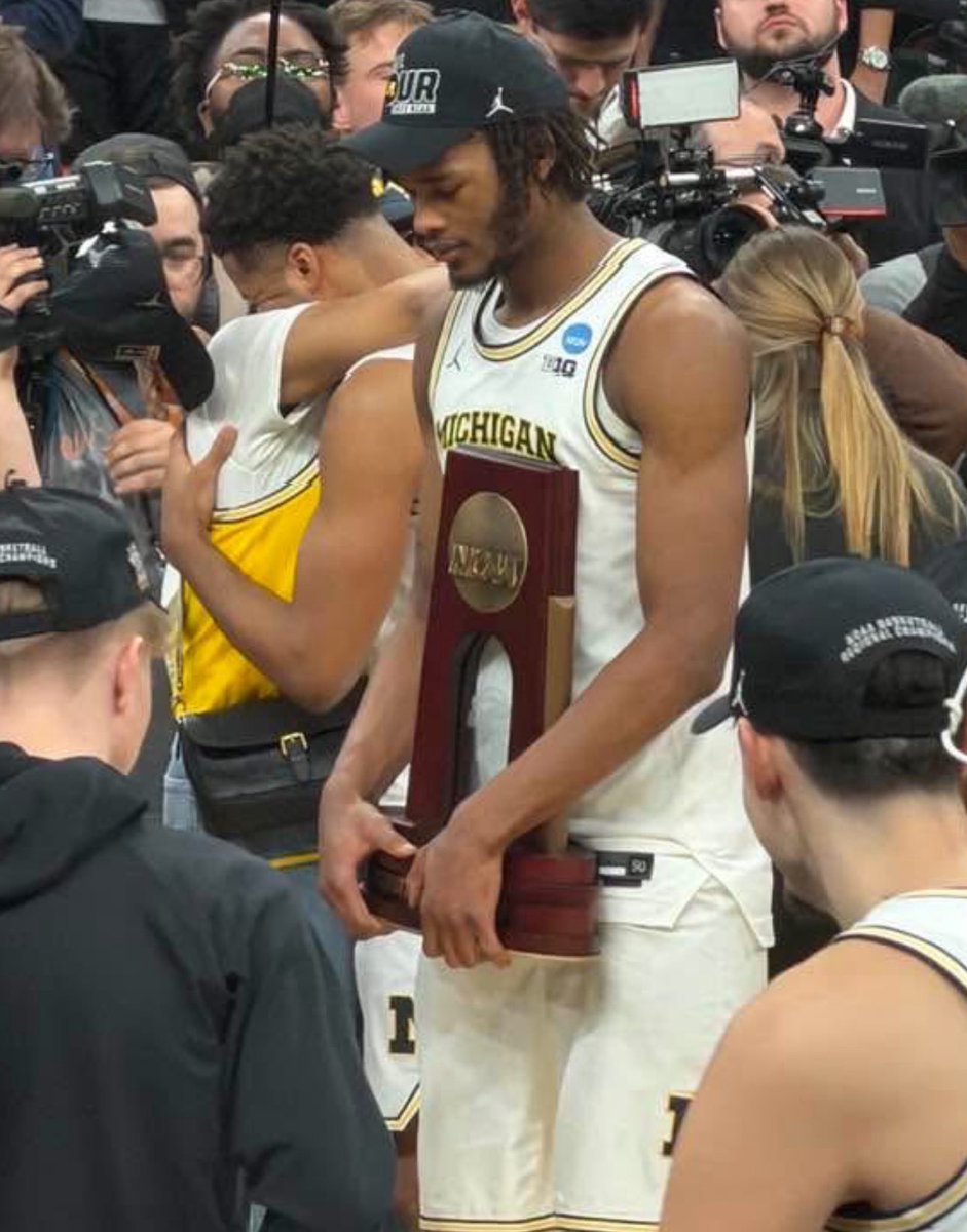 Thornton Township HS Boys Basketball 🏀 tweet media