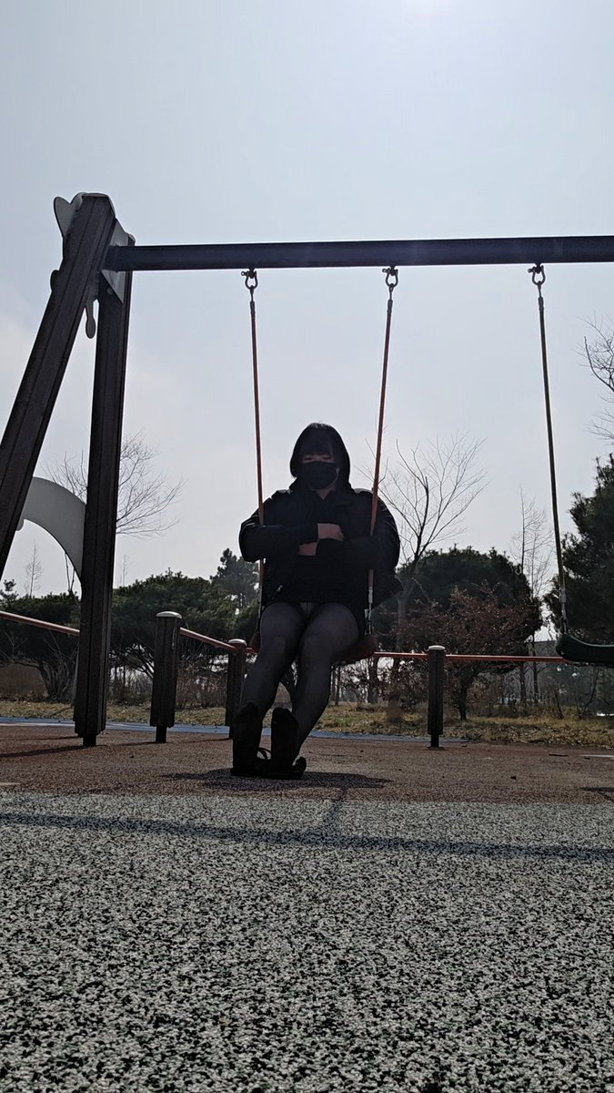 설이❄️ tweet media