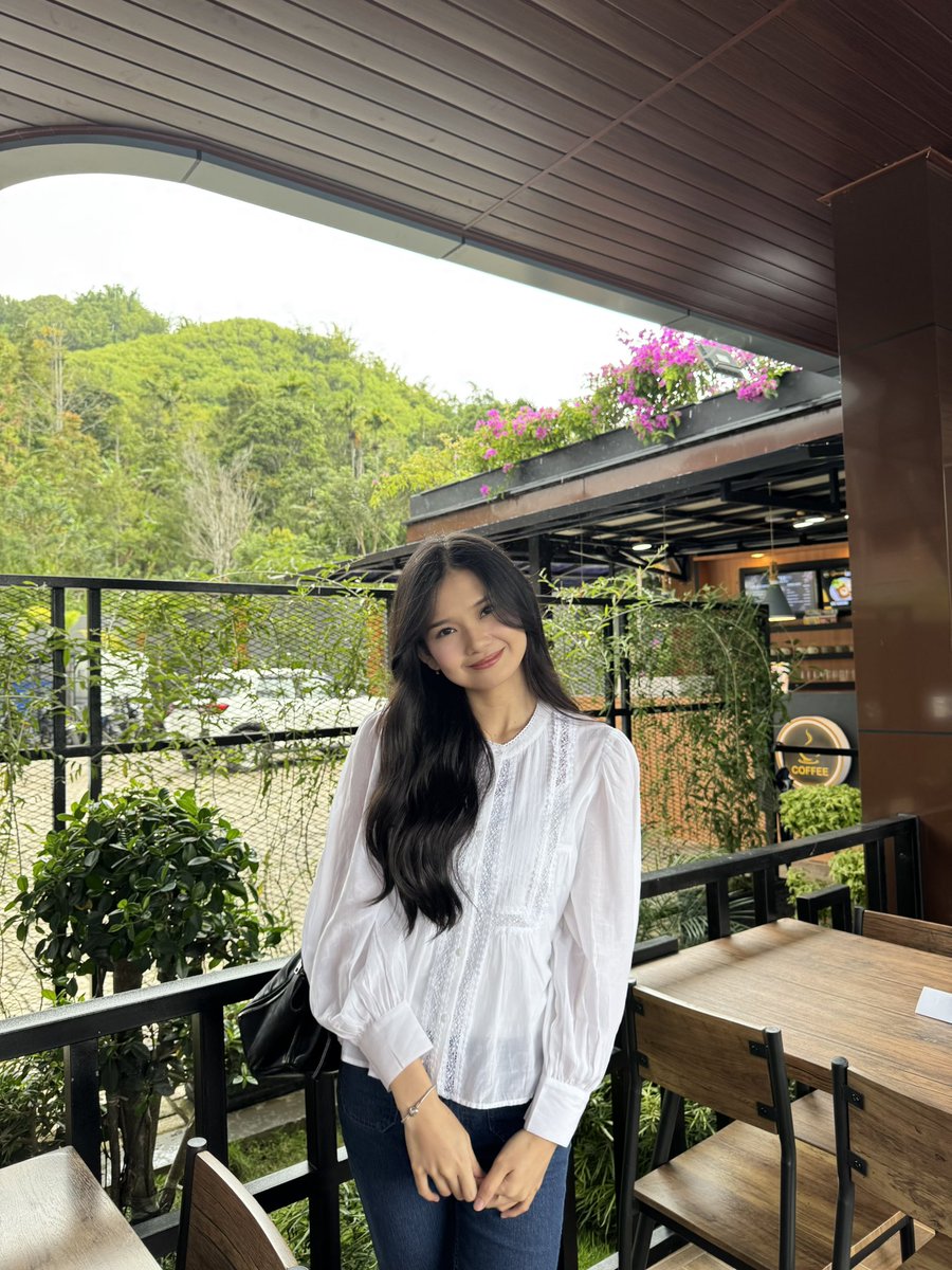 Indah Cahya tweet media