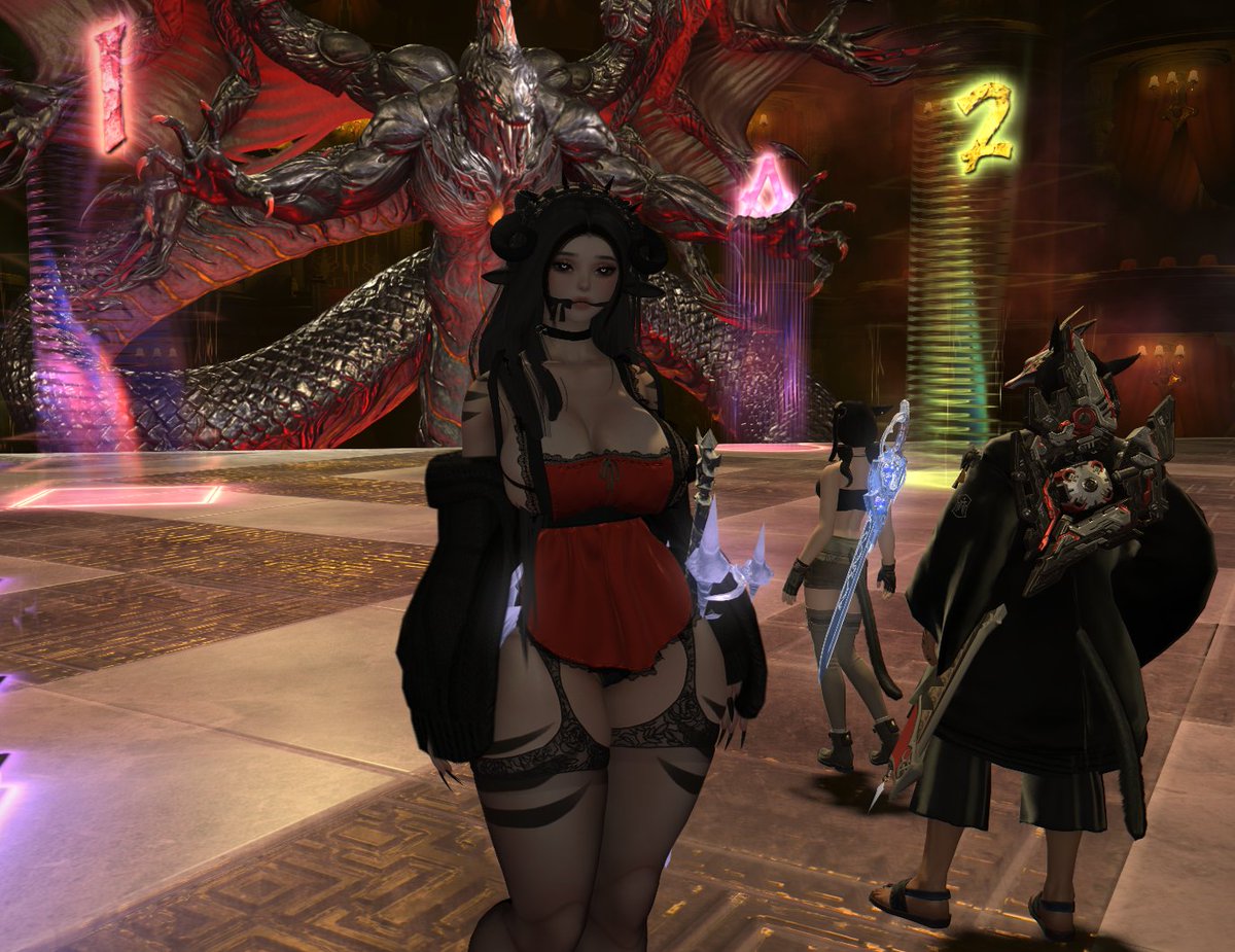 lein ୨୧ tweet media