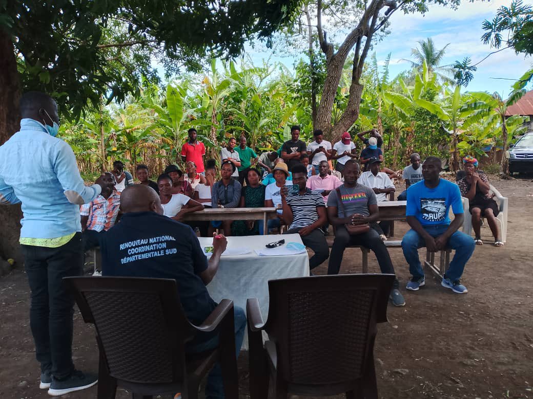 rnayiti22's tweet photo. De Les Cayes à Torbeck, le RENOUVEAU NATIONAL (RN) s’enracine, structure et mobilise.
À Léger, le message est clair :
le terrain parle, le peuple répond, l’engagement doit grandir.Le Sud ne recule plus.Le RN avance.
Le changement s’impose.  #RNSud #Torbeck #Mobilisation 💪🇭🇹 https://t.co/dG8LTTIS99