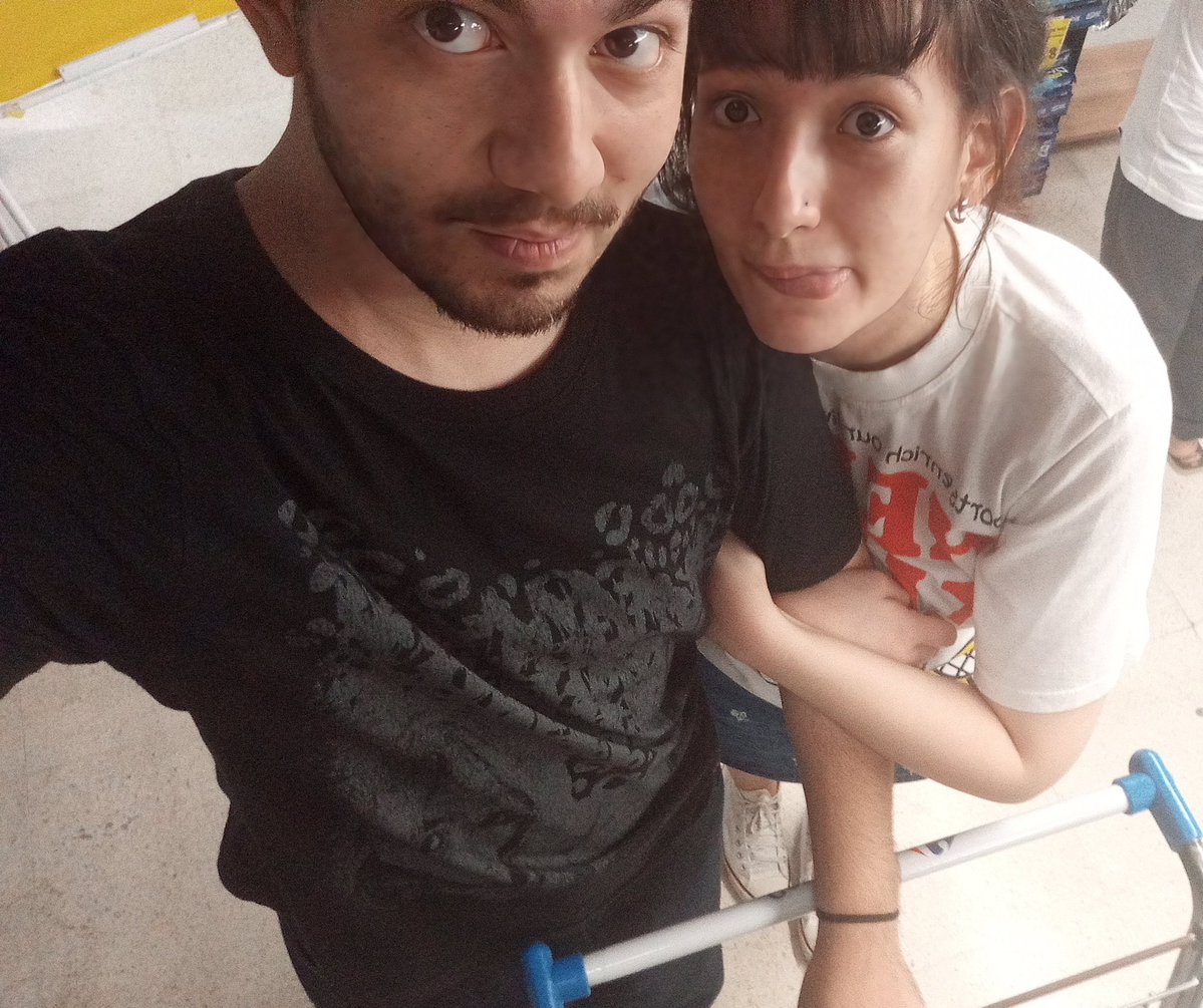 desculpa the strokes hoje meu domingo nao foi deprimente