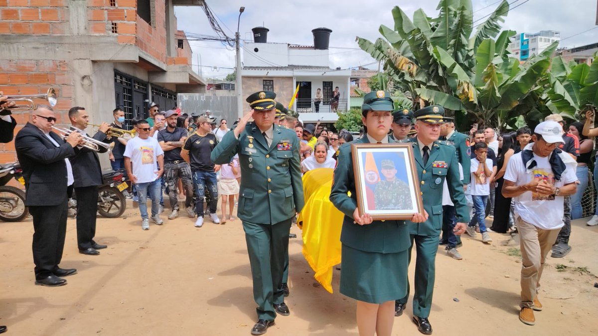Segunda División del Ejército Nacional tweet media
