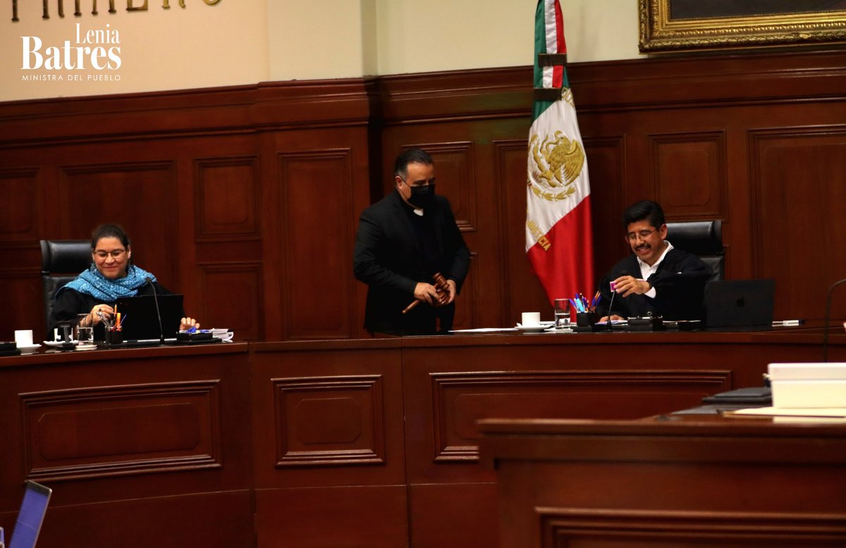 Lenia Batres tweet media