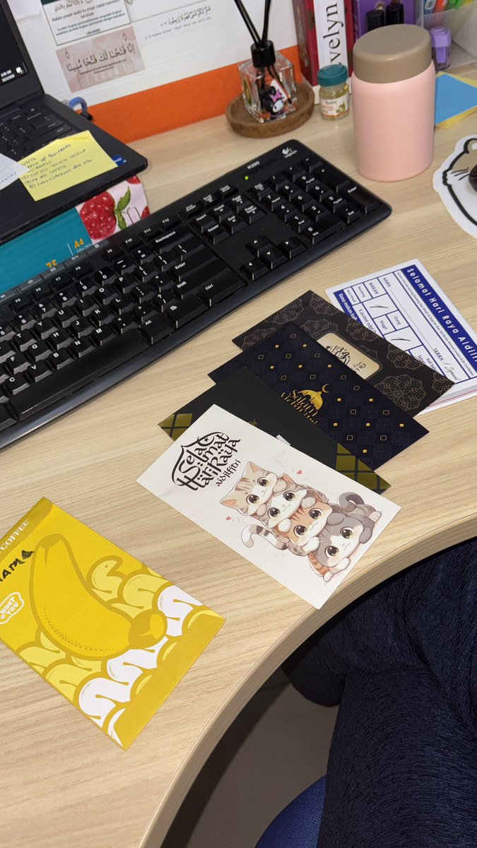 Done kira duit raya sendiri, total rm1810. Mak kayooo 😂😂