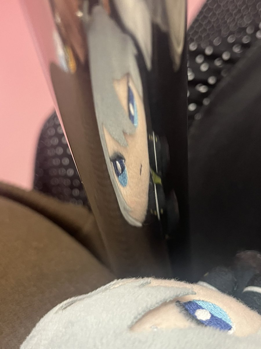 Silver Vanrouge tweet media