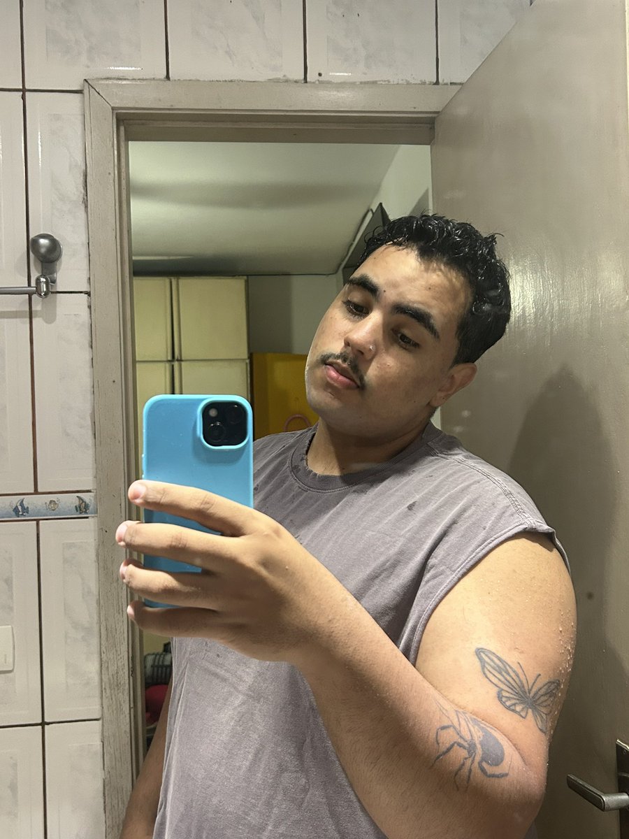 ylanmarqz tweet media