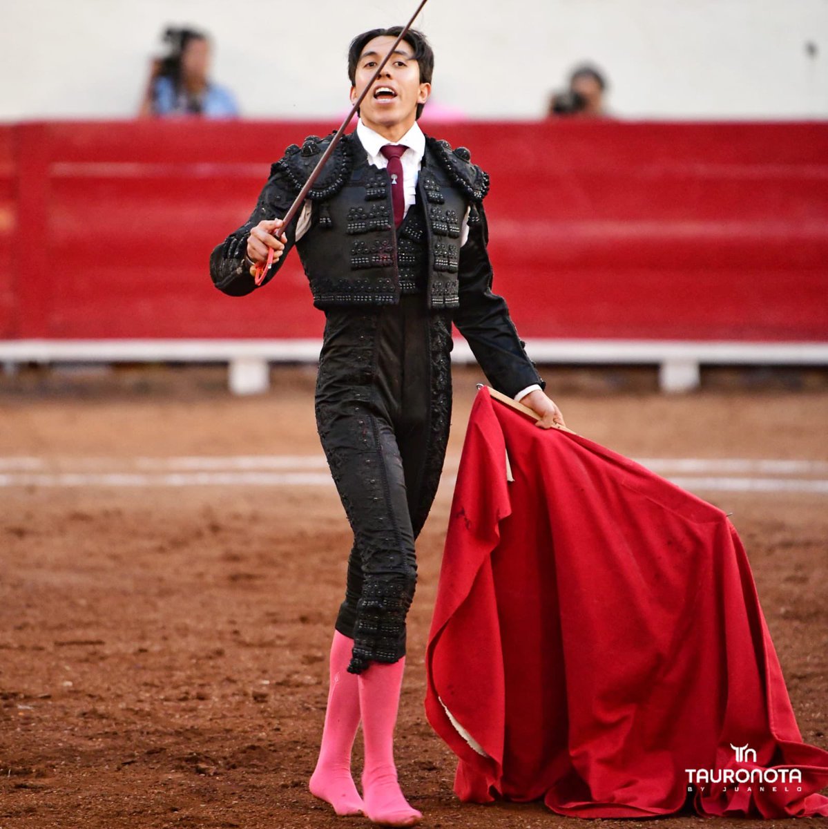 Dimensión Taurina By Tauro Nota tweet media