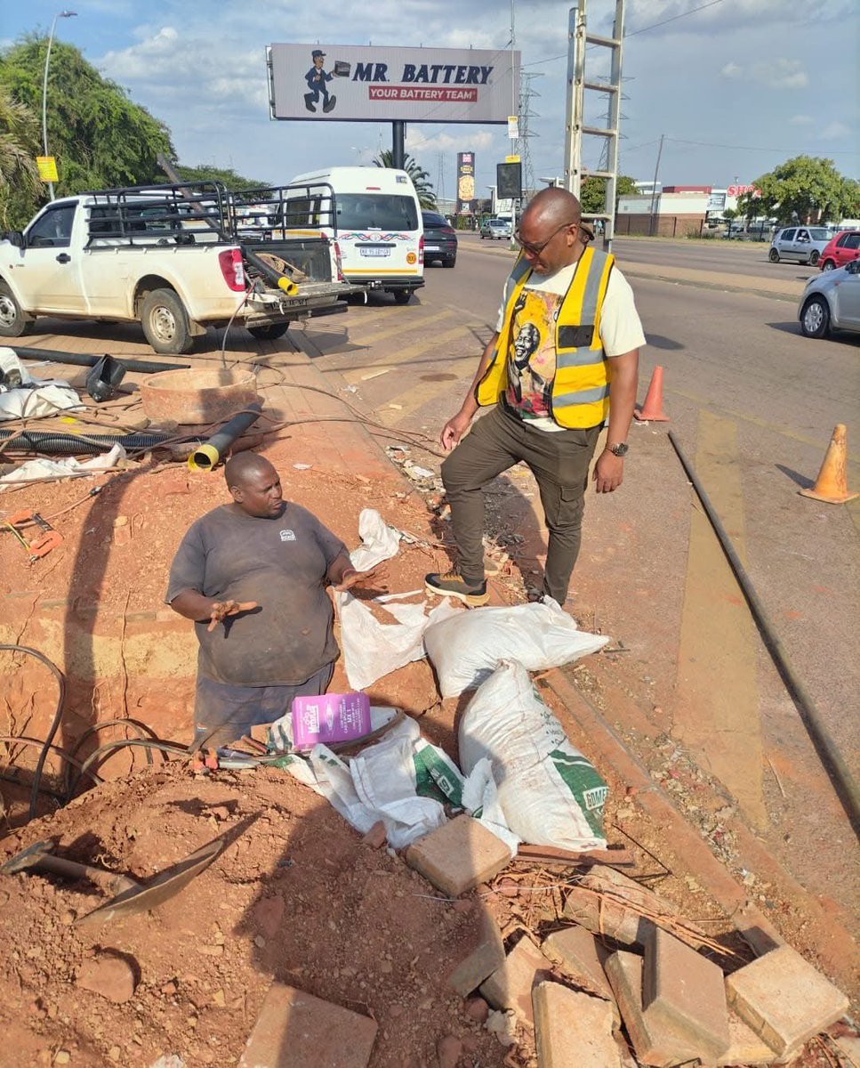 Tlangi Mogale: CoT MMC Roads&Transport🖤💚💛 🇿🇦 tweet media