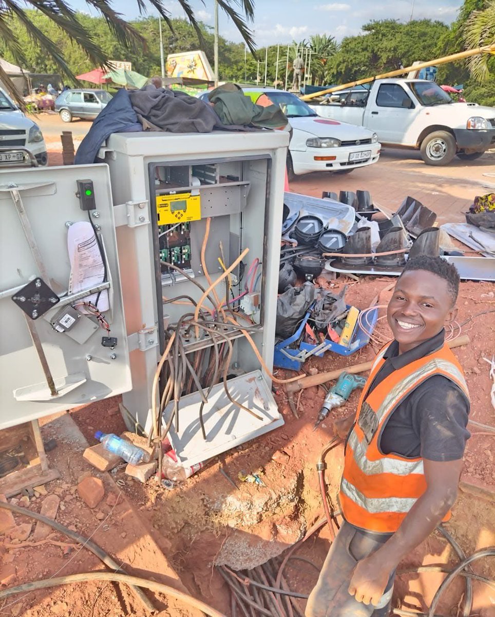 Tlangi Mogale: CoT MMC Roads&Transport🖤💚💛 🇿🇦 tweet media